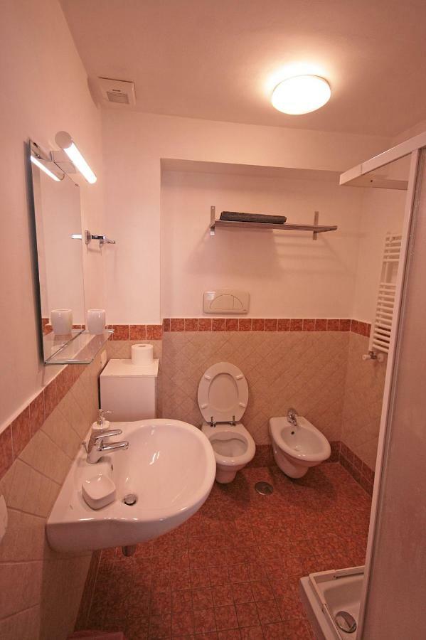Trastevere 3 bedrooms Rome Buitenkant foto