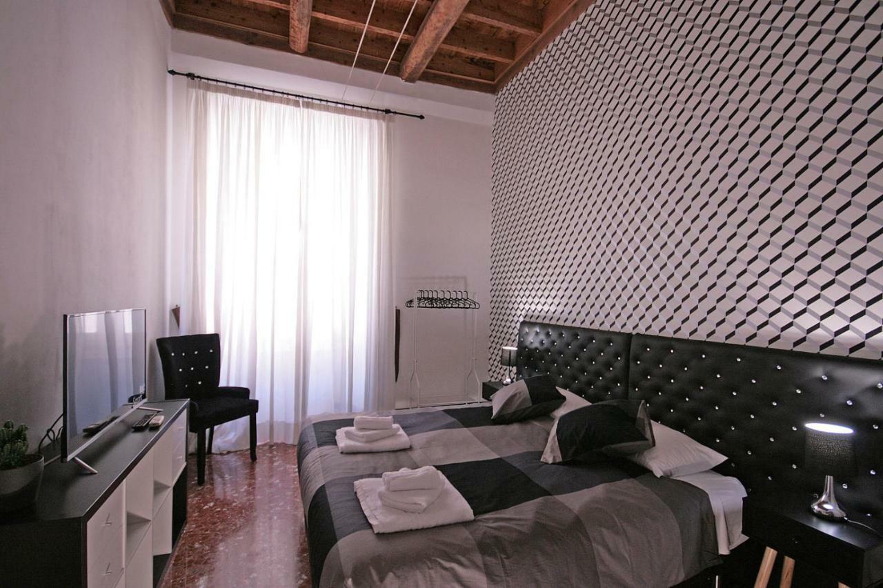 Trastevere 3 bedrooms Rome Buitenkant foto